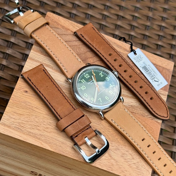 Shinola 45mm Runwell Automatic - Picture 6 of 8